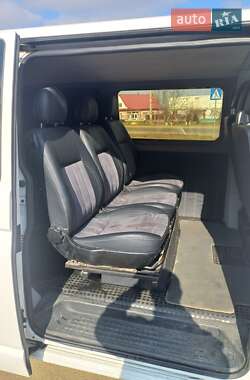 Минивэн Volkswagen Transporter 2012 в 
