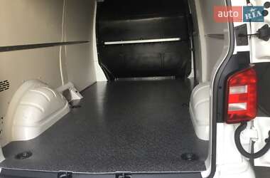 Вантажний фургон Volkswagen Transporter 2017 в 
