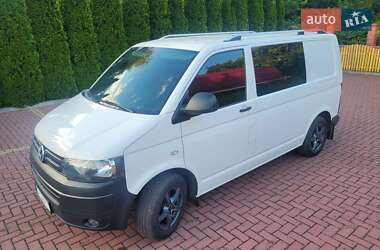 Грузопассажирский фургон Volkswagen Transporter 2015 в 