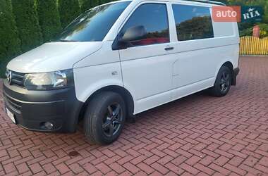 Грузопассажирский фургон Volkswagen Transporter 2015 в 