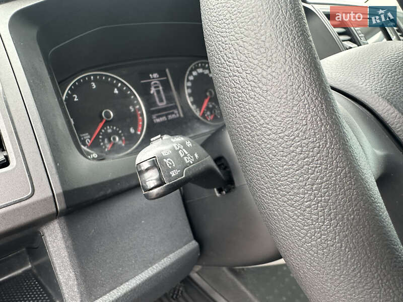 Мінівен Volkswagen Transporter 2019 в Києві