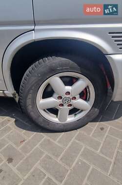 Минивэн Volkswagen Transporter 2000 в 