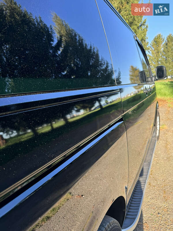 Мінівен Volkswagen Transporter 2004 в Стрию