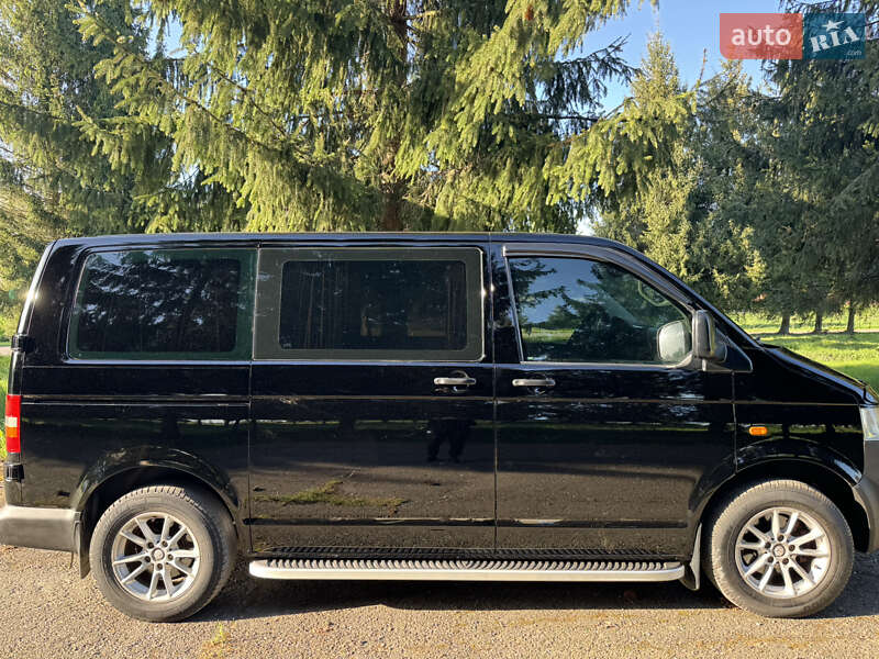 Мінівен Volkswagen Transporter 2004 в Стрию