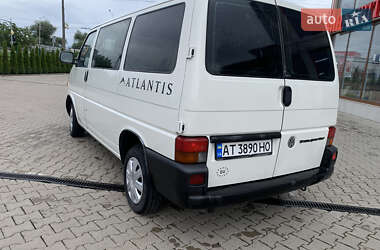 Минивэн Volkswagen Transporter 2000 в 