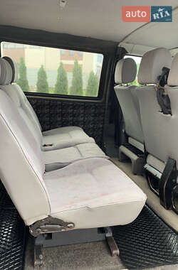 Минивэн Volkswagen Transporter 2000 в 