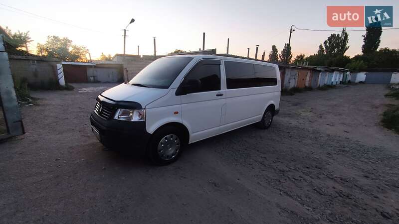 Минивэн Volkswagen Transporter 2006 в Первомайске