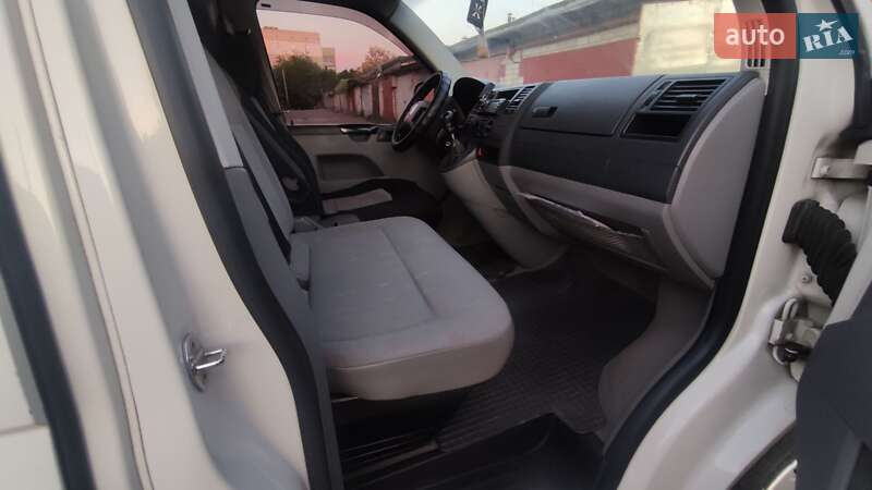 Минивэн Volkswagen Transporter 2006 в Первомайске