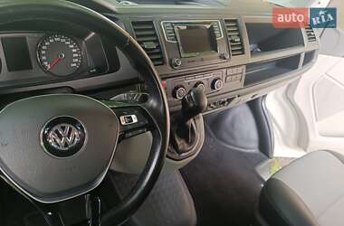 Минивэн Volkswagen Transporter 2018 в 