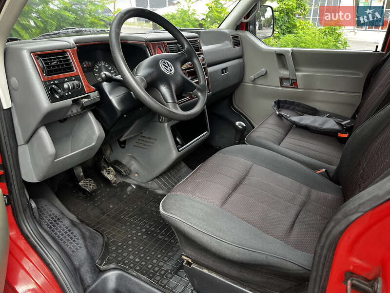 Минивэн Volkswagen Transporter 2001 в Чернигове