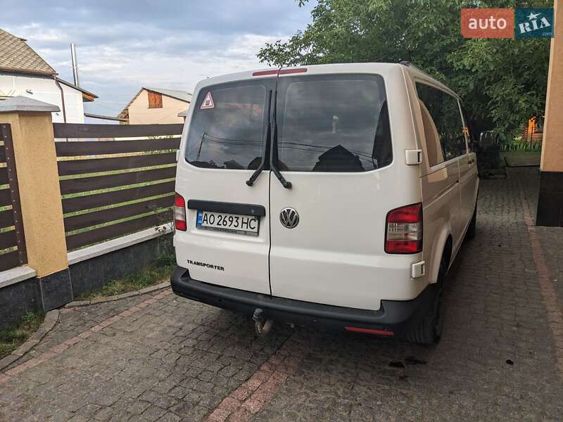 Минивэн Volkswagen Transporter 2013 в Мукачево