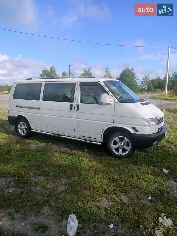 Минивэн Volkswagen Transporter 2003 в Рокитном