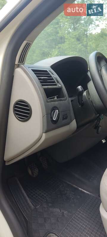 Минивэн Volkswagen Transporter 2005 в Кропивницком фото 12 Минивэн Volkswagen Transporter 2005 в Кропивницком
