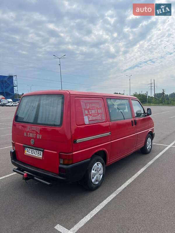 Минивэн Volkswagen Transporter 1999 в Ровно
