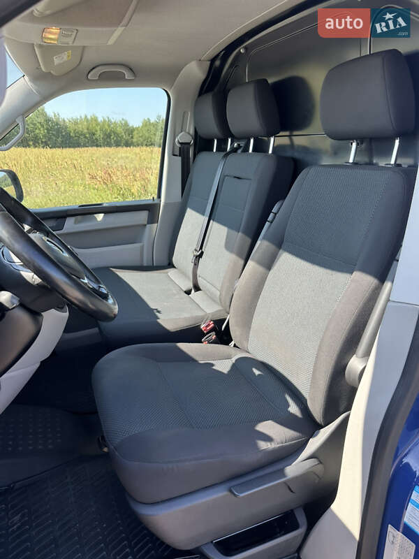 Вантажний фургон Volkswagen Transporter 2019 в Луцьку