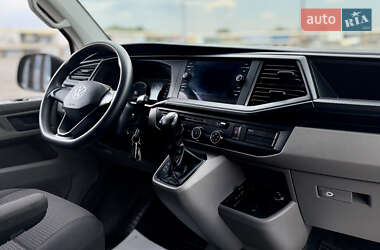 Грузовой фургон Volkswagen Transporter 2021 в 