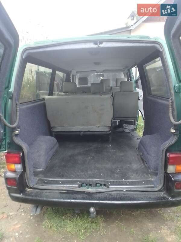 Минивэн Volkswagen Transporter 1997 в Самборе