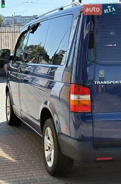 Минивэн Volkswagen Transporter 2005 в 