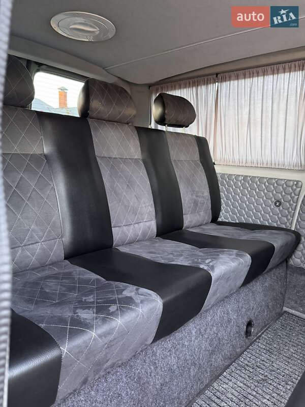 Мінівен Volkswagen Transporter 2017 в Миронівці