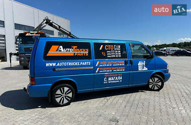 Минивэн Volkswagen Transporter 2001 в 