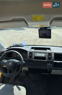 Грузовой фургон Volkswagen Transporter 2015 в 