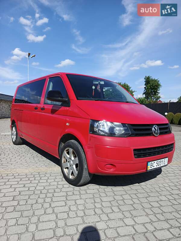 Минивэн Volkswagen Transporter 2010 в Львове