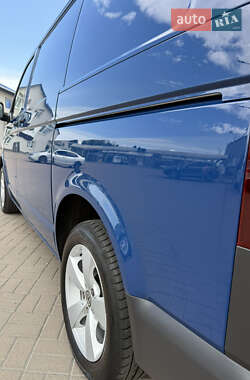 Грузовой фургон Volkswagen Transporter 2021 в 