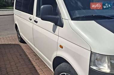 Минивэн Volkswagen Transporter 2006 в Ужгороде