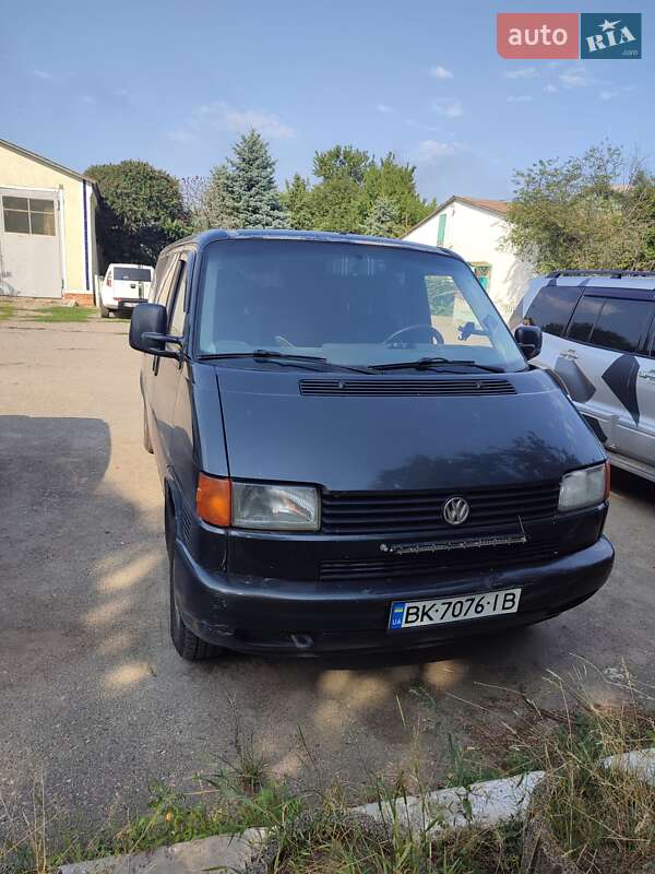 Минивэн Volkswagen Transporter 1999 в 