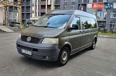 Мінівен Volkswagen Transporter 2004 в Києві