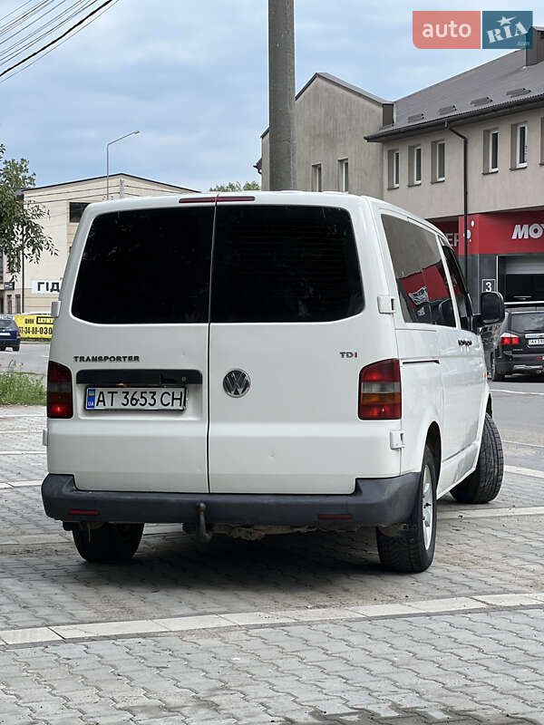 Минивэн Volkswagen Transporter 2004 в Ивано-Франковске