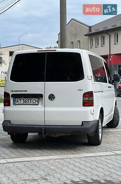 Минивэн Volkswagen Transporter 2004 в 