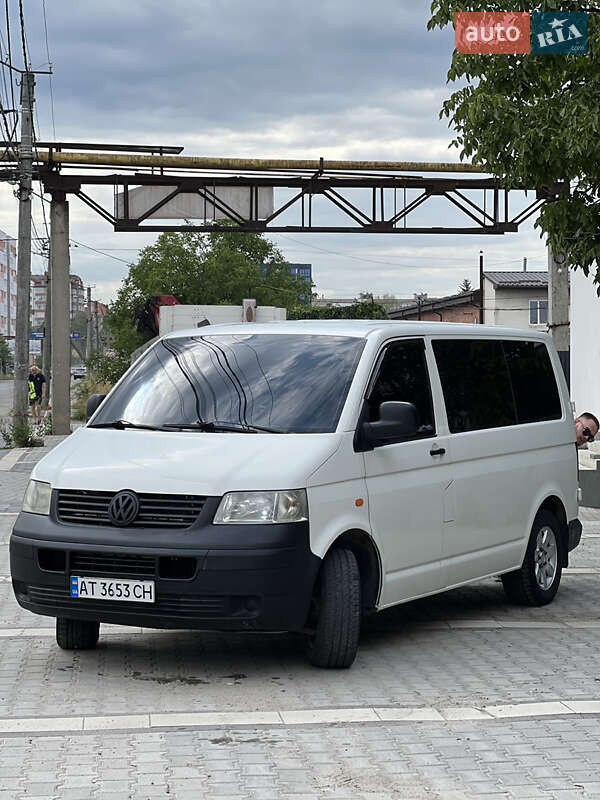 Минивэн Volkswagen Transporter 2004 в Ивано-Франковске