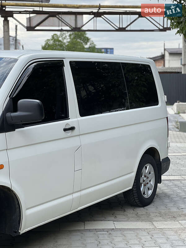 Минивэн Volkswagen Transporter 2004 в Ивано-Франковске