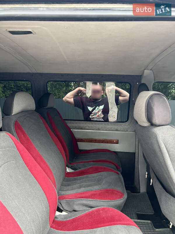 Минивэн Volkswagen Transporter 2004 в Ивано-Франковске