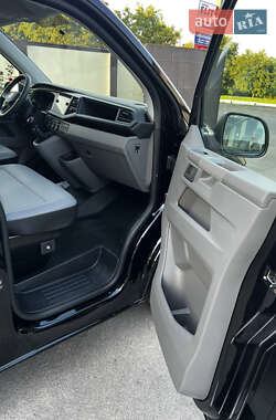 Грузовой фургон Volkswagen Transporter 2023 в 
