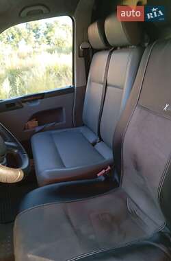 Грузовой фургон Volkswagen Transporter 2007 в 