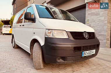 Мінівен Volkswagen Transporter 2004 в Чорткові