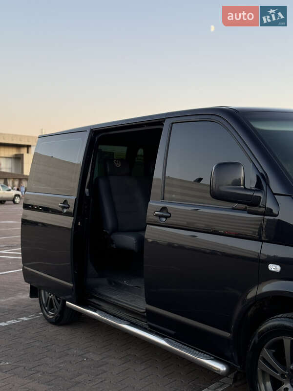 Мінівен Volkswagen Transporter 2008 в Житомирі