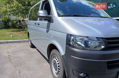 Минивэн Volkswagen Transporter 2015 в 