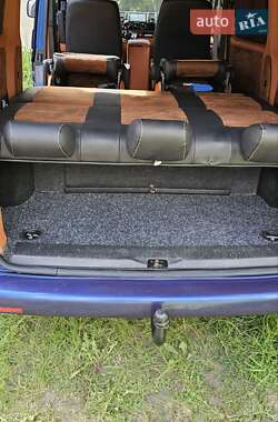 Минивэн Volkswagen Transporter 2003 в 