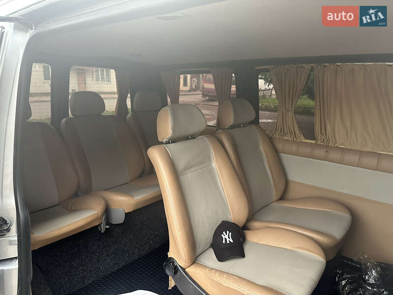 Минивэн Volkswagen Transporter 2004 в Ивано-Франковске