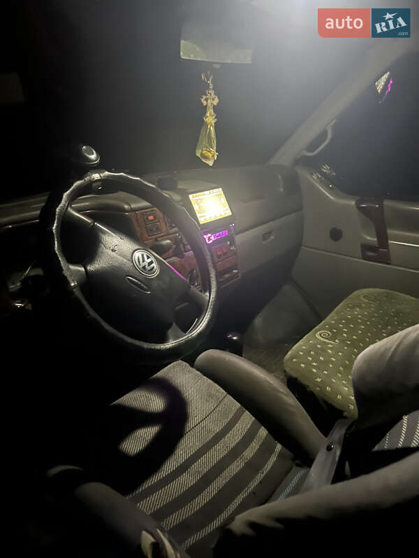 Мінівен Volkswagen Transporter 1997 в Яворові