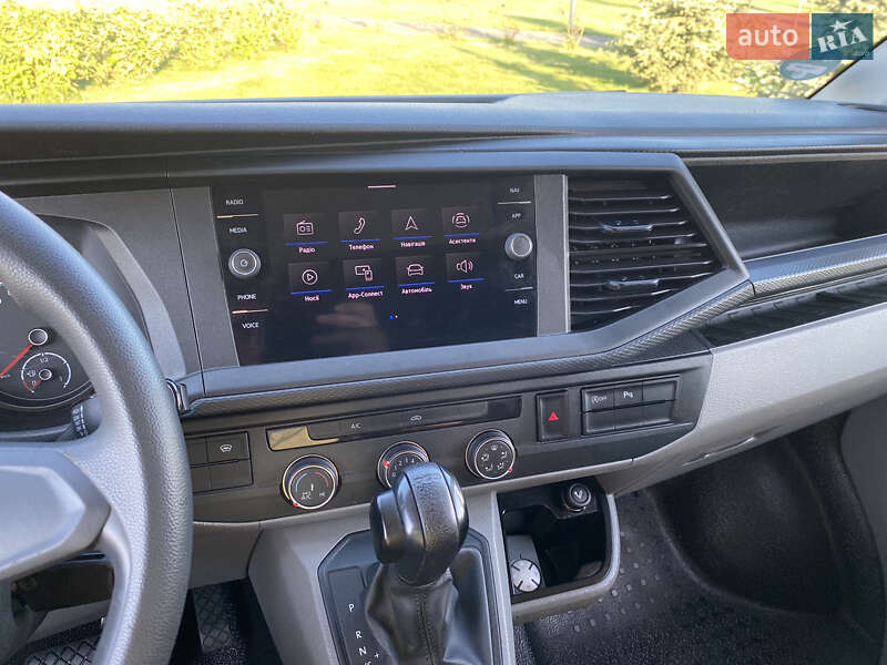 Грузовой фургон Volkswagen Transporter 2020 в Ирпене