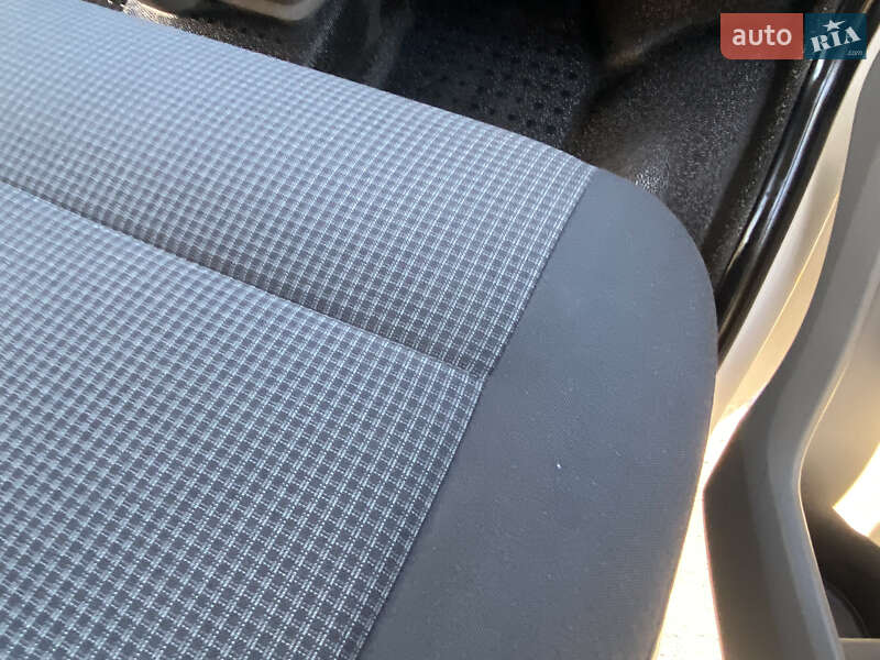 Грузовой фургон Volkswagen Transporter 2020 в Ирпене