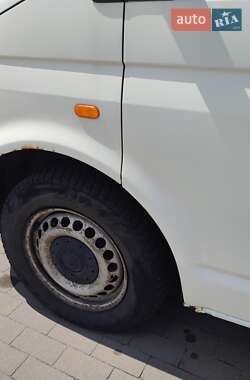 Грузовой фургон Volkswagen Transporter 2006 в 