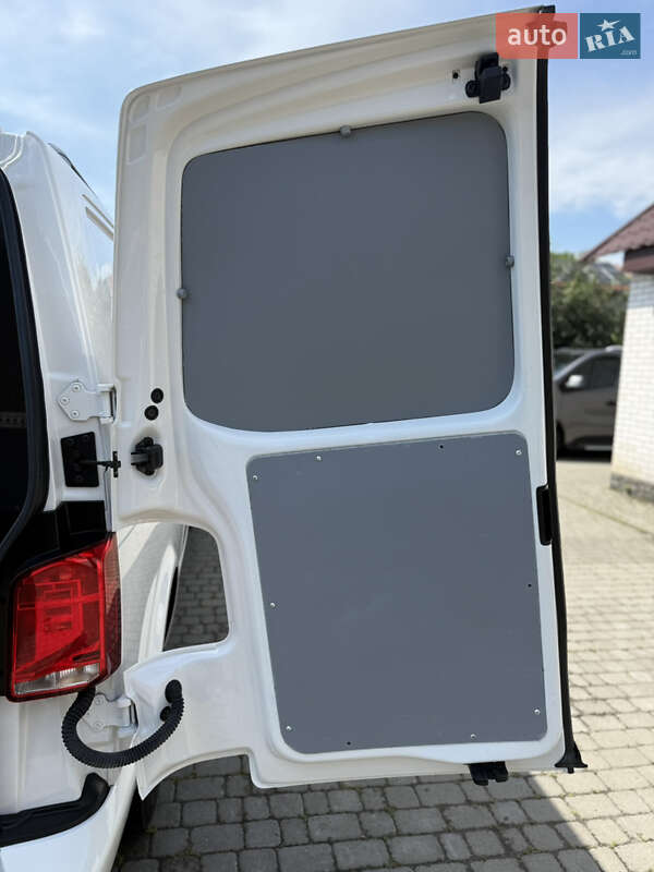 Грузовой фургон Volkswagen Transporter 2021 в Киеве