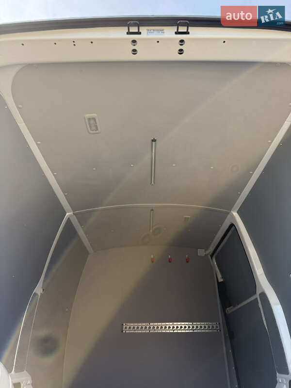 Грузовой фургон Volkswagen Transporter 2021 в Киеве