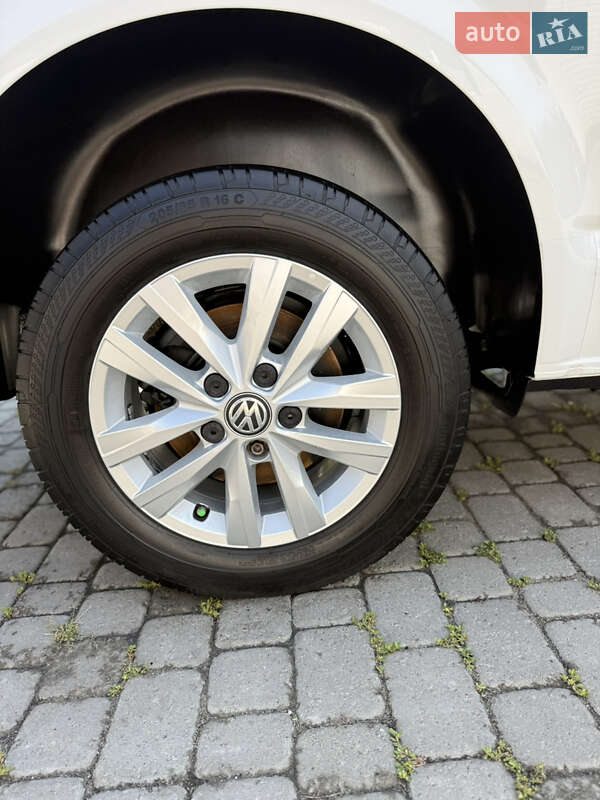 Грузовой фургон Volkswagen Transporter 2021 в Киеве
