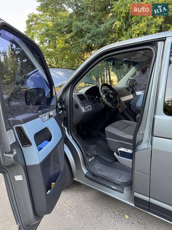 Минивэн Volkswagen Transporter 2005 в Николаеве